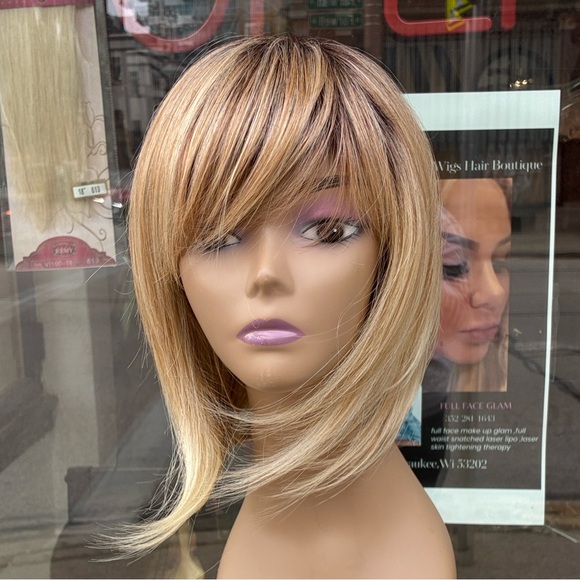 Hairdo Other - Hairdo wig a rooted wheat Raquel Welch collection